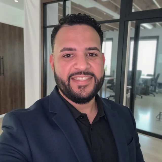 Luis M, Vice President of Sales and Operations